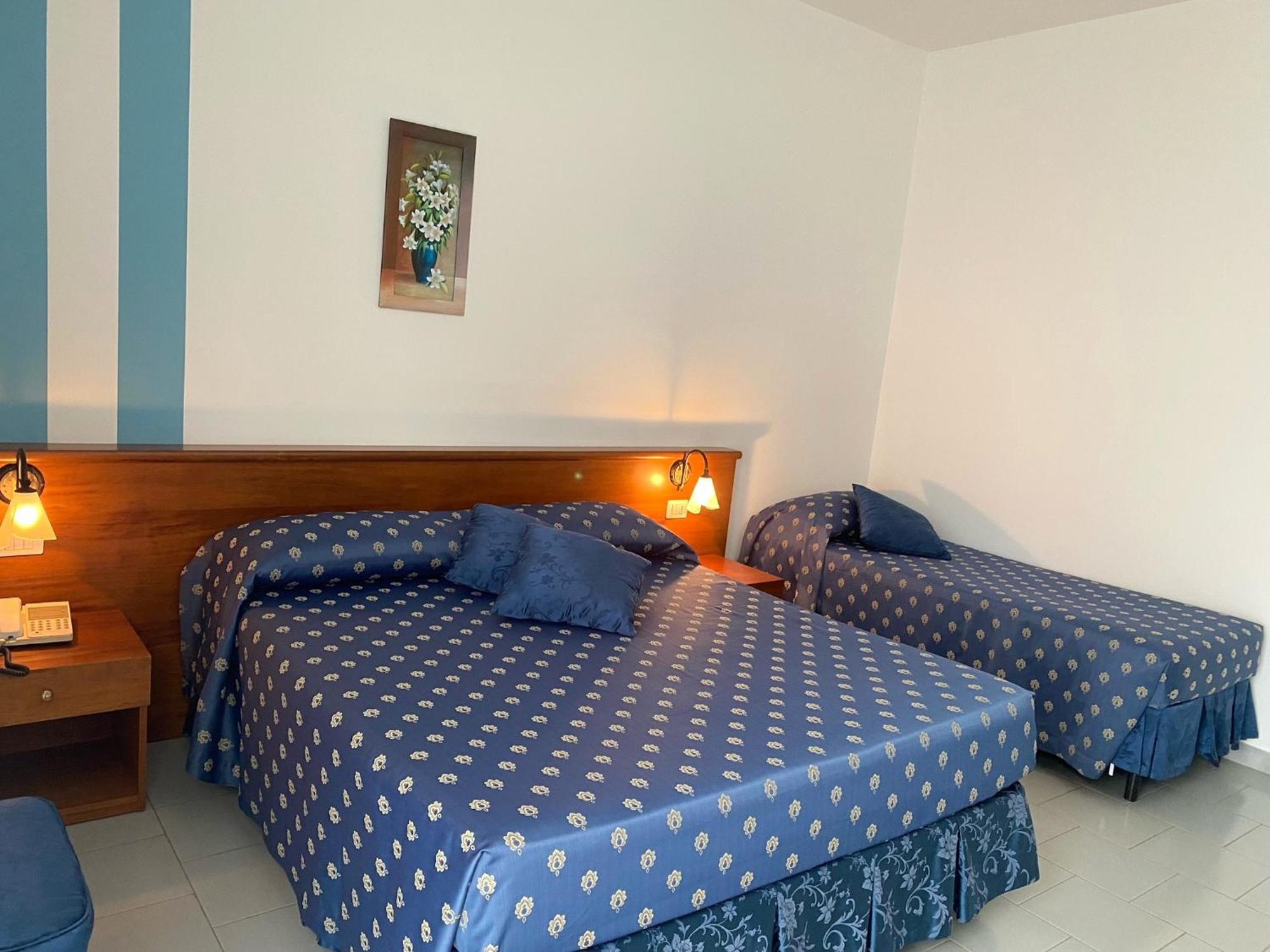 Hotel Villaggio Aurora 贝瓦尼亚圣彼得 外观 照片